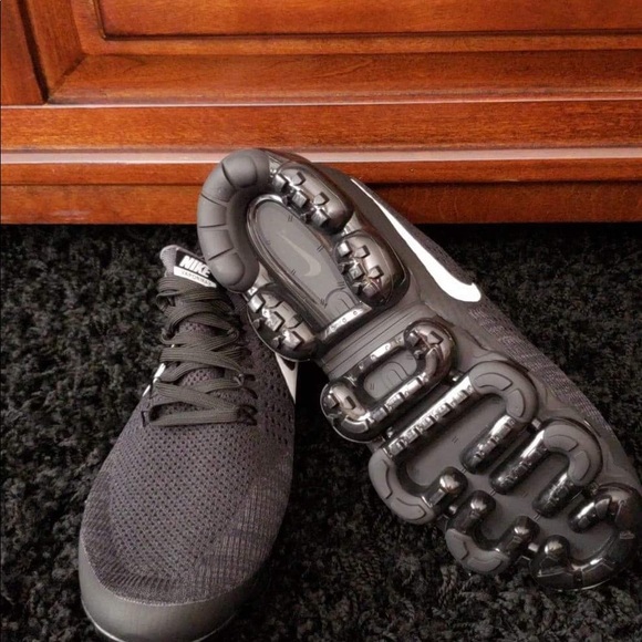 mens vapormax size 11